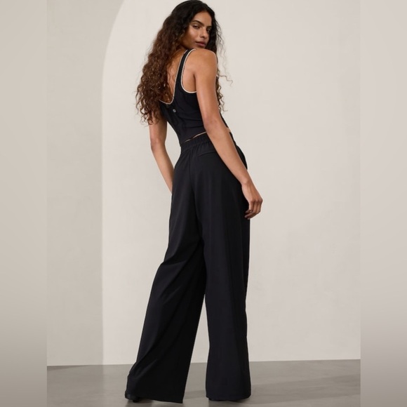 NWOT Athleta Pinnacle Black Trouser Size 8/T - Picture 3 of 11